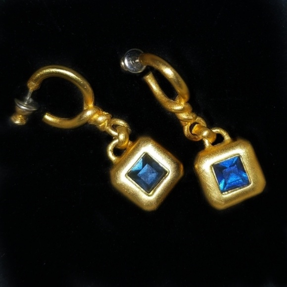 Vintage Jewelry - SALE Vtg.Hand Formed Gold/Blue 'Sapphire' Earrings